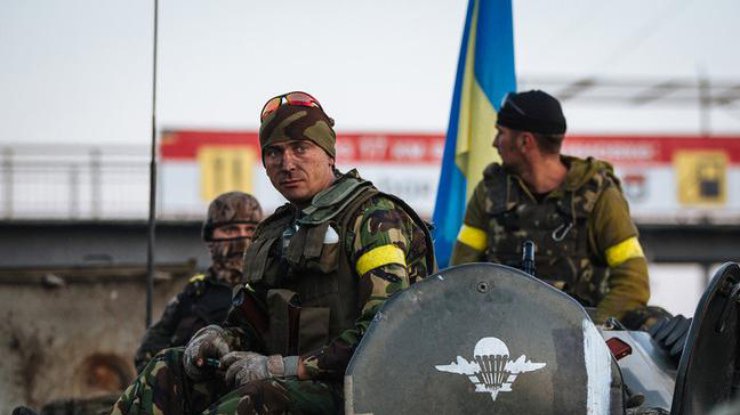 Бег по граблям: "Донбасс" выводят из Мариуполя, - Семенченко