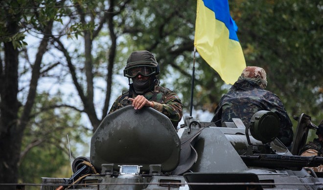 Террористы "ДНР" нанесли 30 мощных ударов по Опытному из 122-мм самоходных артустановок