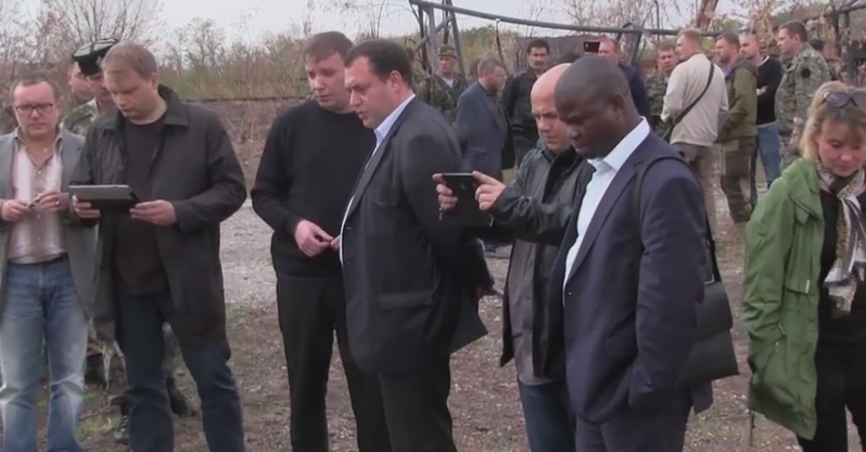 Международные представители правозащитных организаций осмотрели места массовых захоронений в Нижней Крынке