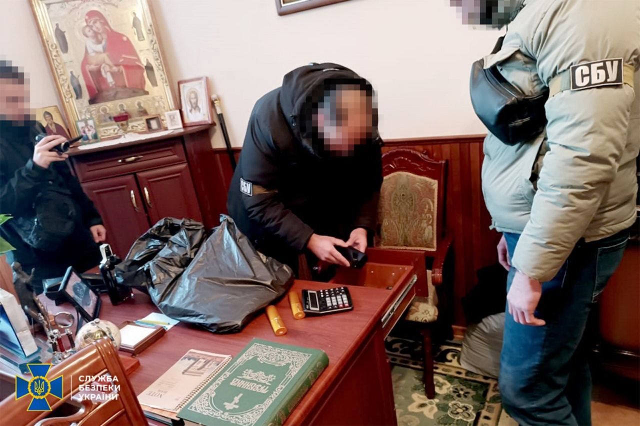 В СБУ официально подтвердили обыски в Почаевской лавре, указав на ключевые причины