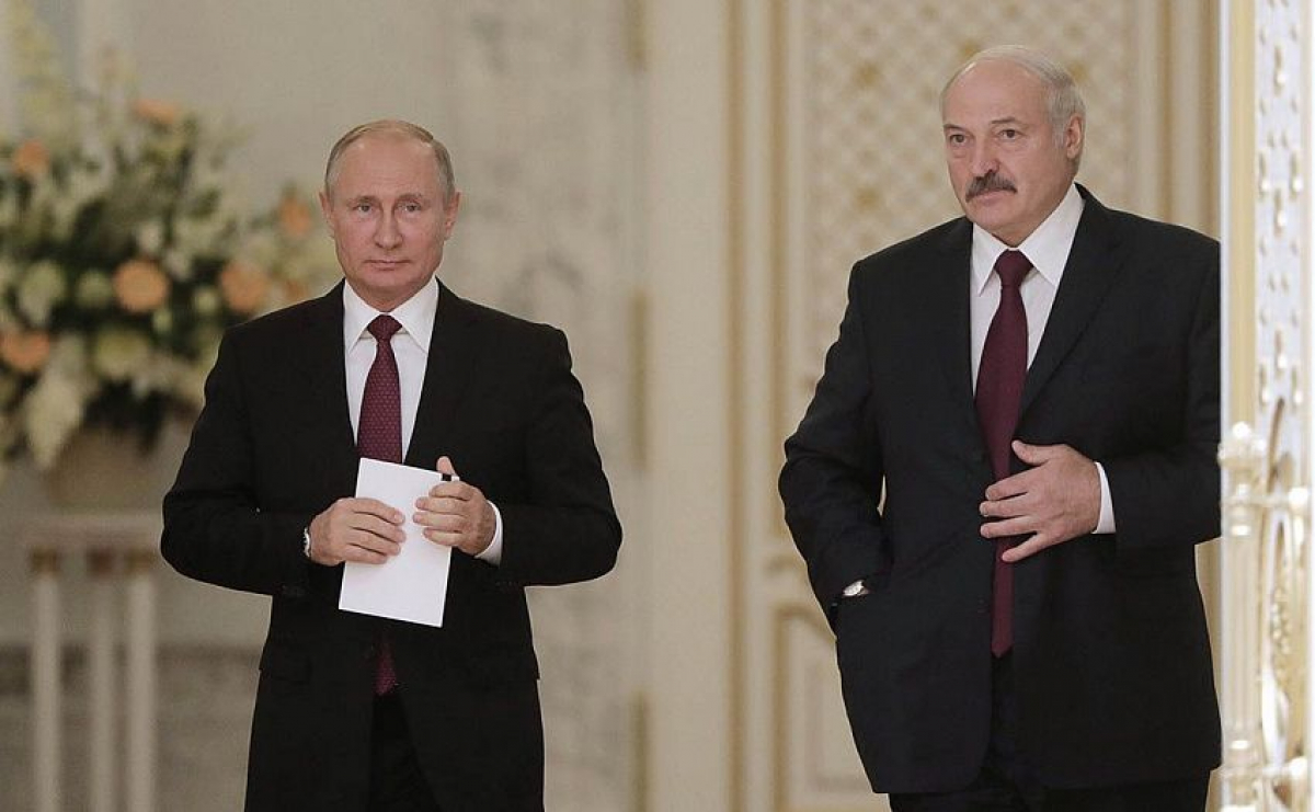 ​Путин внезапно "простил" Лукашенко баснословный долг