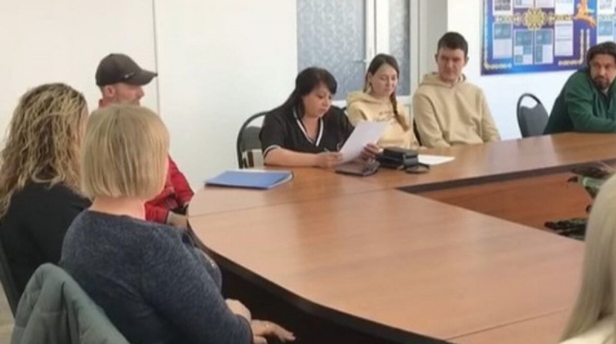 ​В казахстанском Петропавловске 19 пророссийских сепаратистов заявили о "независимости" города – кадры