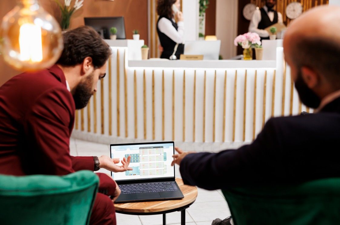 Как аналитика клиентских данных помогает увеличить средний чек