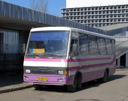 ​Значительно сократилось количество автобусных рейсов на Луганск