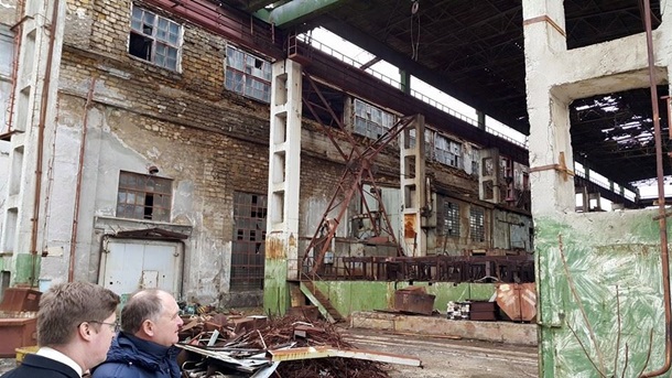 Рогозин показал фото Севастопольского морзавода, "национализированного" у Порошенко