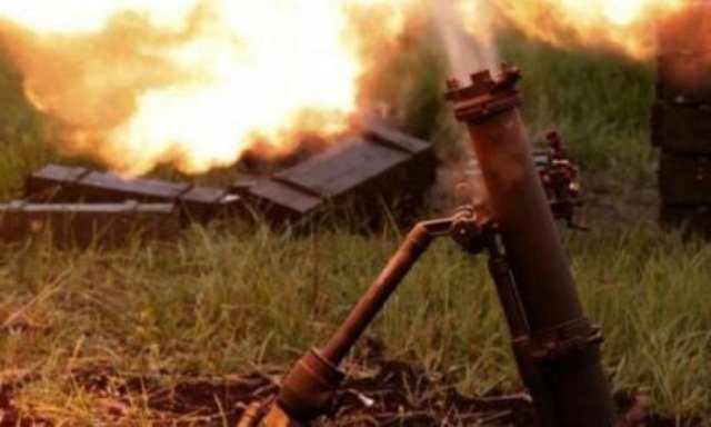Десятки мин по ВСУ и танковая атака: в Штабе АТО сообщили последние данные с передовой