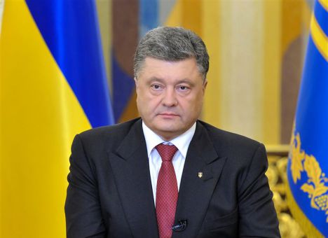 Петр Порошенко даст интервью крупнейших украинским каналам