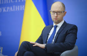 Арсений Яценюк в Берлине получил кредит для Украины