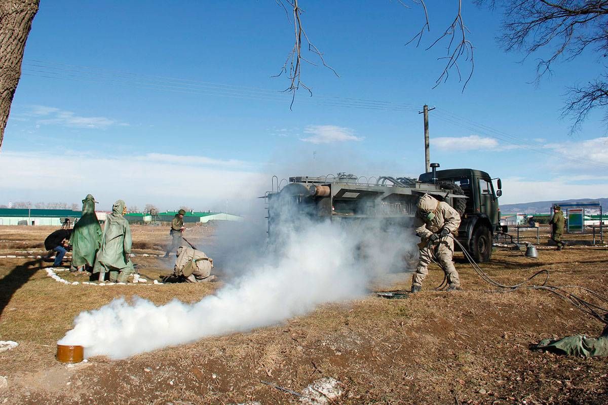 ​Армия Путина делает ставку на дымомаскировке, которая ей не поможет: британская разведка назвала причину