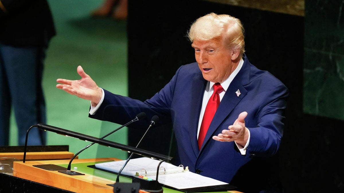 Трамп на Генассамблее ООН: Россия увязла в войне, Китай и Индия, курьез на эскалаторе
