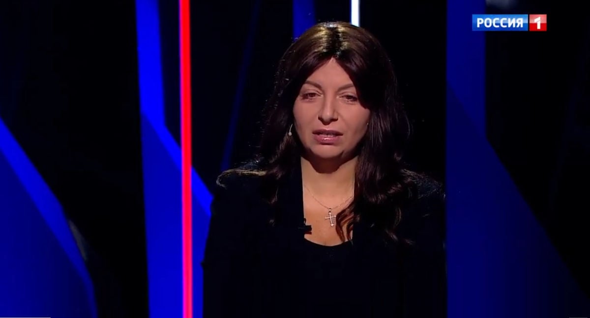 ​Симоньян вернулась в эфир в парике: как выглядит пропагандистка Кремля после лечения рака