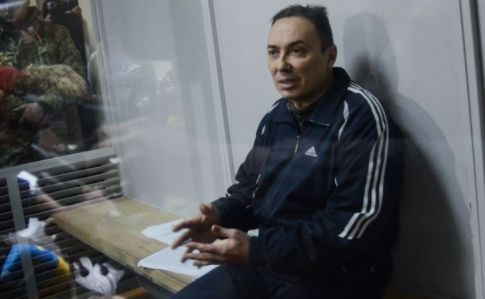 Безъязыков доходчиво объяснил, откуда у него появилась российская военная форма и зачем ему было нужно в плену оружие