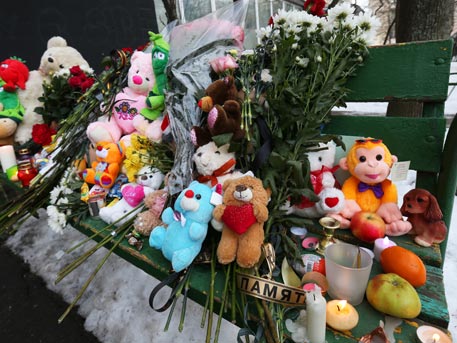 В России прошли тихие похороны девочки, зверски убитой "террористкой" Гюльчехрой Бобокуловой - СМИ