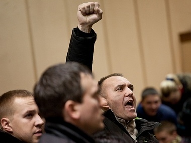 Криворожский горсовет все еще занят активистами