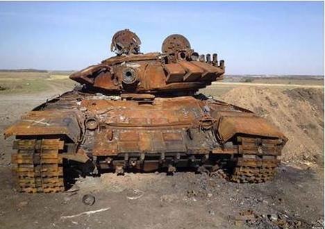 Полк "Азов" под Мариуполем подбил танк ДНРовцев. Фото