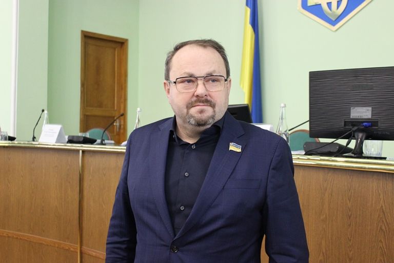 Необходимо эвакуироваться: Самойленко призвал жителей Херсона выезжать