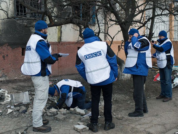 Наблюдатели ОБСЕ заявили о гуманитарной катастрофе в Дебальцево