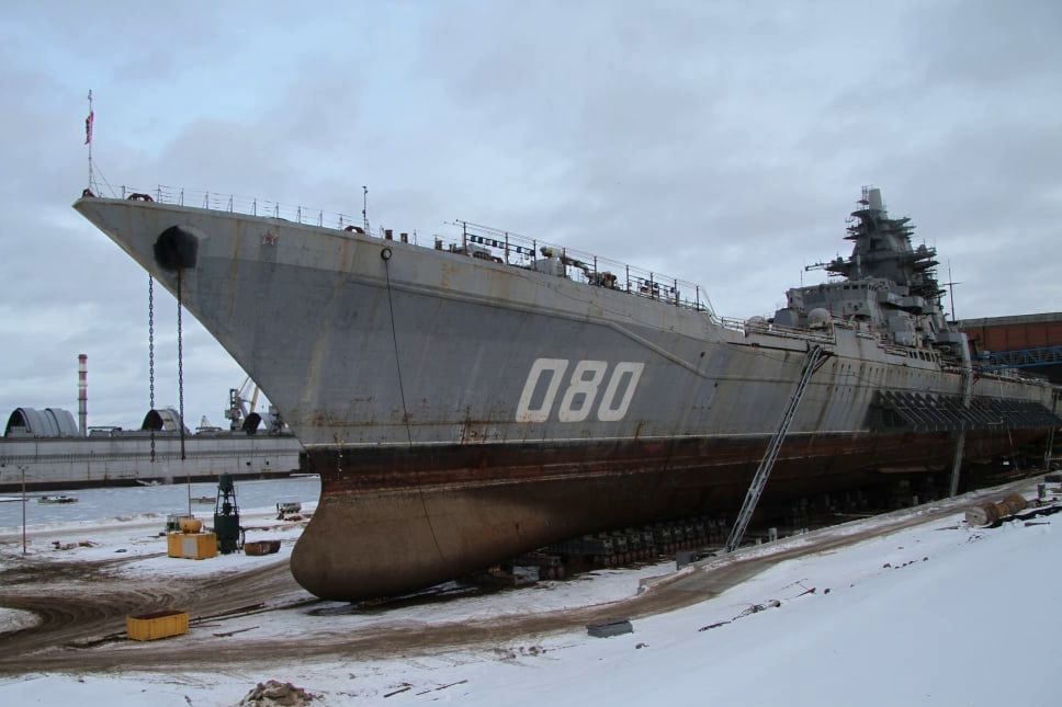 ​Атомный крейсер ВМС РФ "Адмирал Нахимов" на ремонте уже 25 лет - флот России может оказаться без флагмана