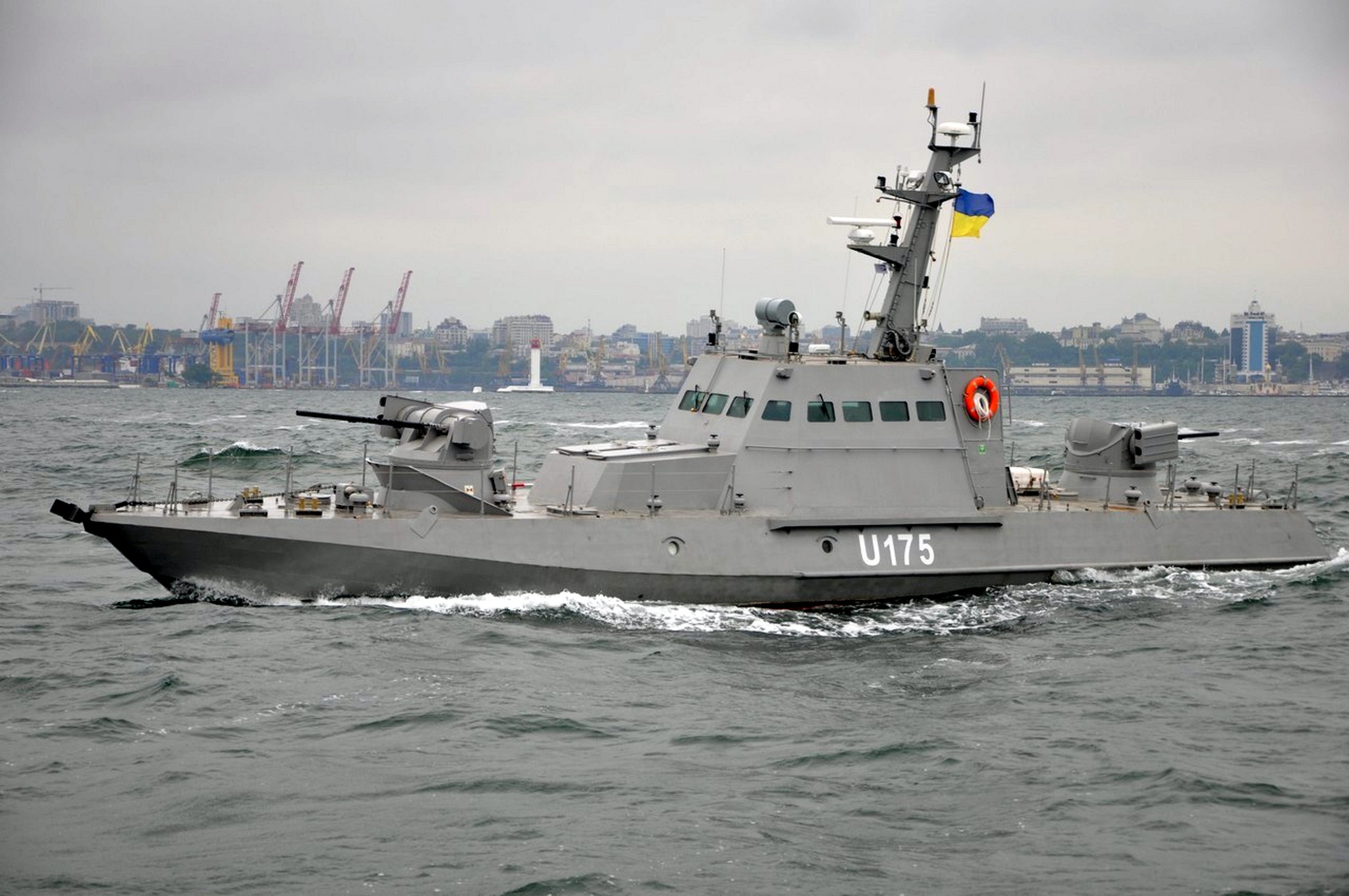 Россияне захватили три корабля ВМС Украины: "Бердянск", "Никополь", "Яны Капу" - СМИ 
