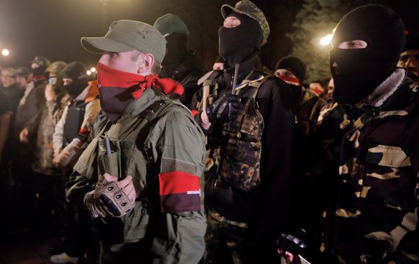 Полиция Киева перешла на усиленное патрулирование: "Правый сектор" собирается в центре столицы, и обещает  ярко отметить День рождения Бандеры