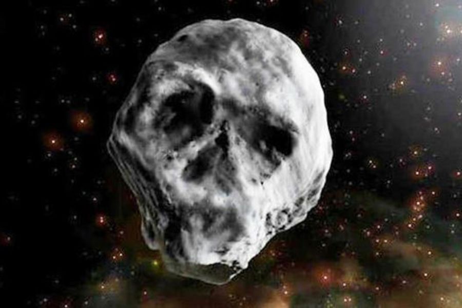 К Земле летит астероид странной формы: ученые огласили дату приближения "кометы смерти", - подробности