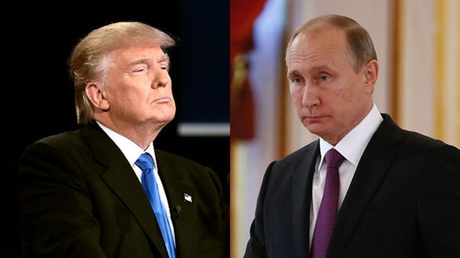 Одной рукой держит, а другой - бьет: в Сети появились эксклюзивные видеокадры, как президент Трамп небрежно приветствовал Путина