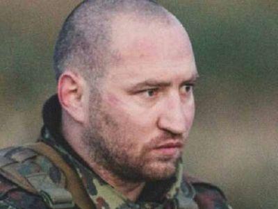 Да что это за полиция? Они ничего не умеют, во избежание опасных ситуаций у них вообще нужно отобрать оружие! – Мирослав Гай