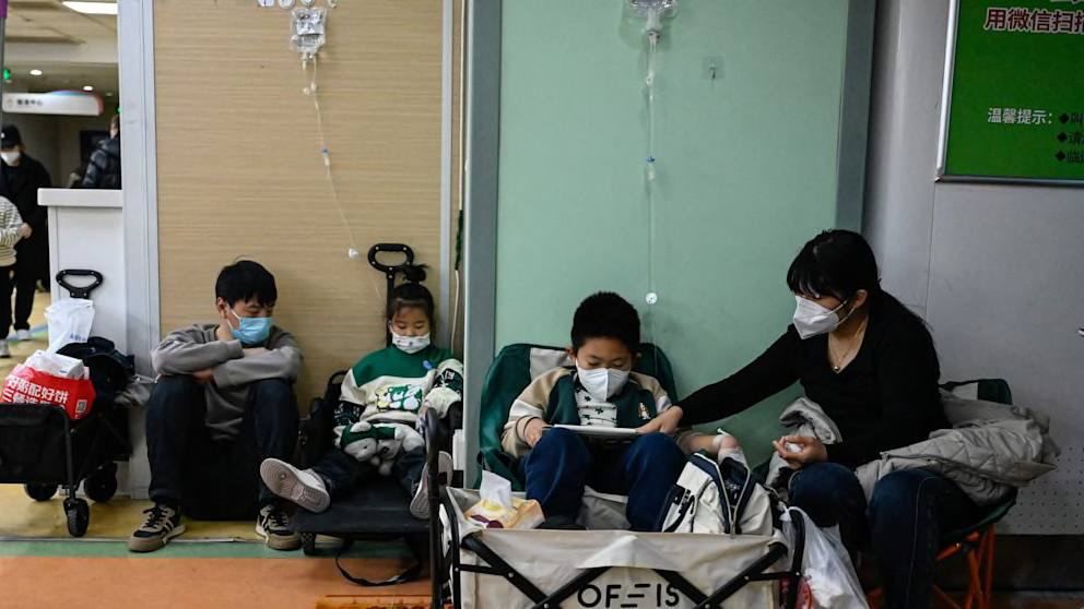 В Китае загадочная вспышка пневмонии среди детей: новая эпидемия массово охватывает страну