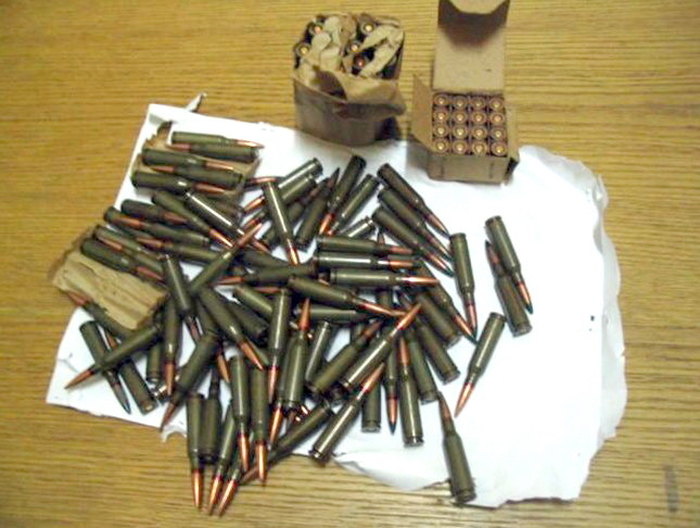 Житель Николаева заготавливал гранаты и боеприпасы к автоматам