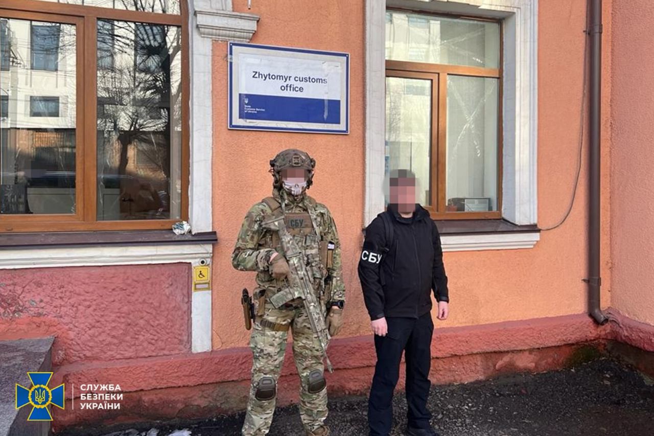 ​Глава Житомирской таможни арестована: чиновницу обвиняют в "системной коррупции"