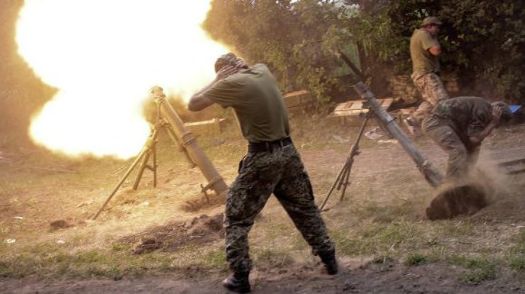 Очередные провокации от боевиков "ДНР": Широкино подверглось массированному минометному обстрелу 
