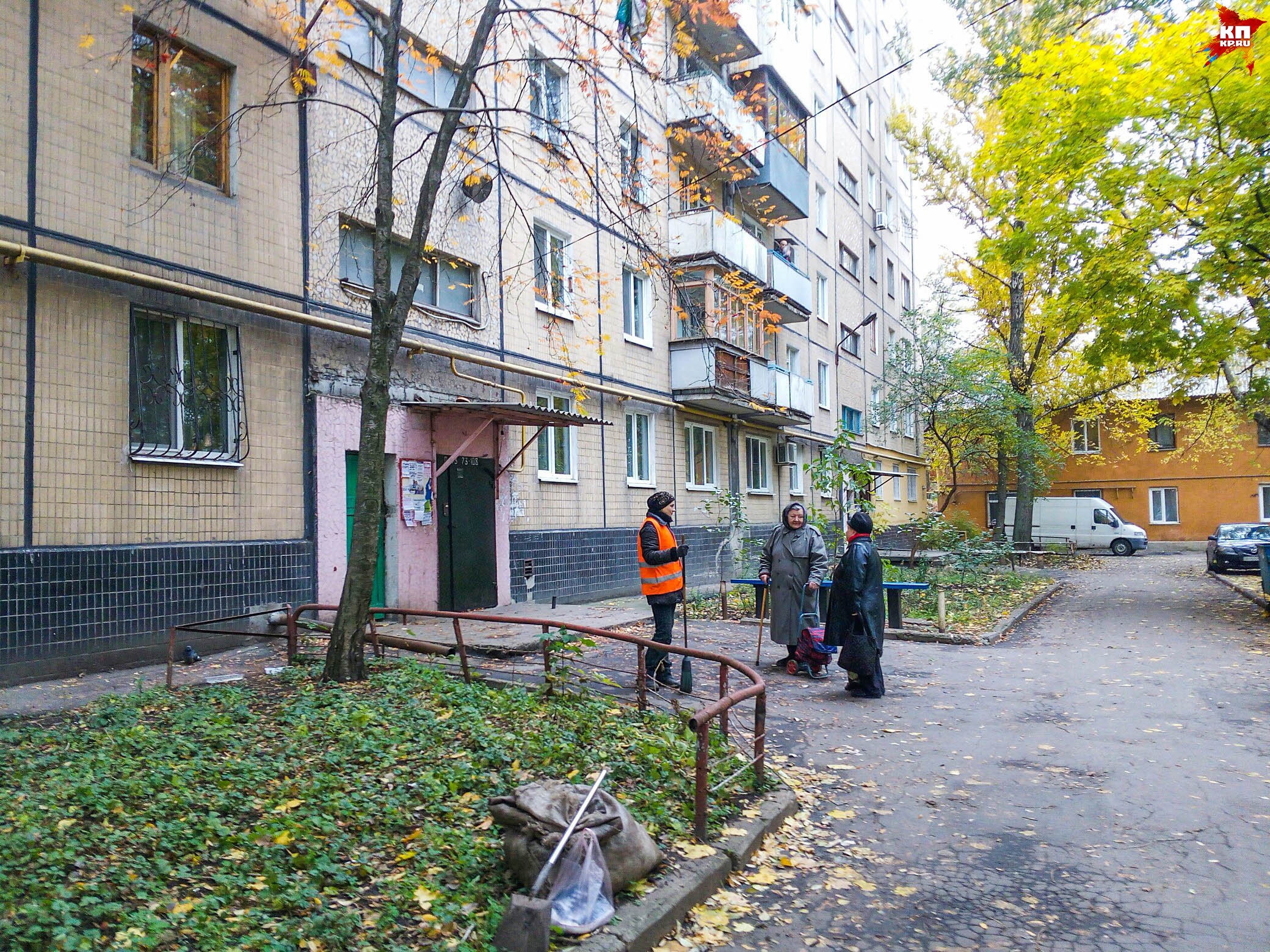 "Оккупанты положили глаз на квартиры тех, кто покинул "ЛНР", - Лисянский сообщил плохую новость переселенцам