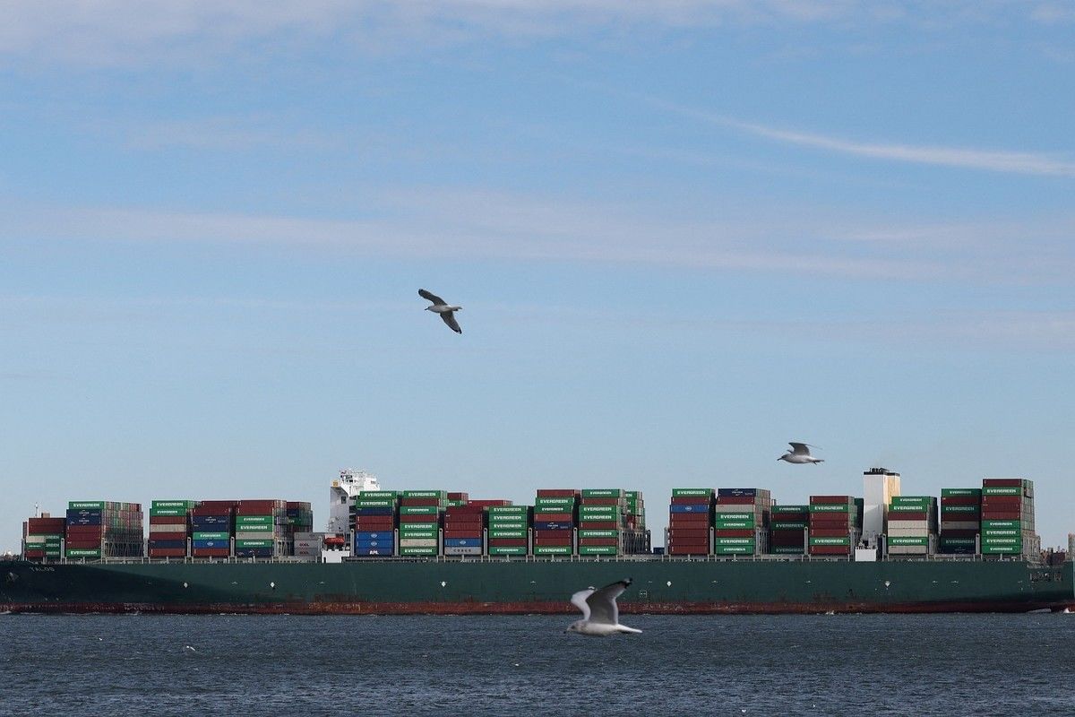 Италия арестовала российское судно с грузом – его конфисковали