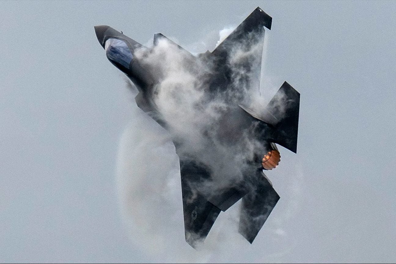 Китай перехватил детали F-35: компоненты новейшего истребителя США оказались в Гонконге