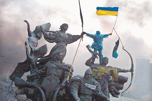 Янукович: следователи скрывают правду о расстреле Майдана