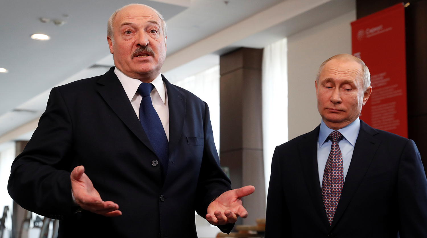 Лукашенко раскрыл отношение Путина к "заварушке" в Беларуси: "Лязгают гусеницами"