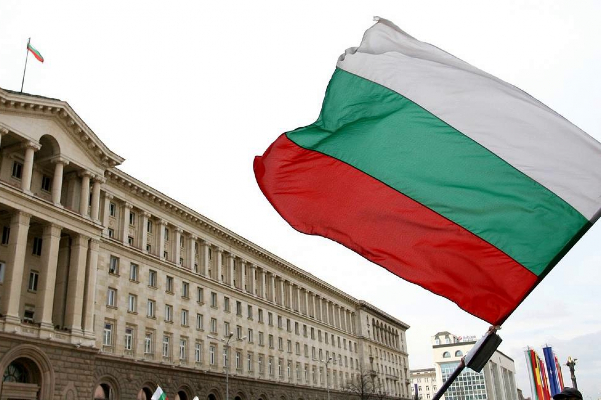 ​Двух дипломатов России выгоняют из Болгарии после скандала с отравлением бизнесмена Гебрева