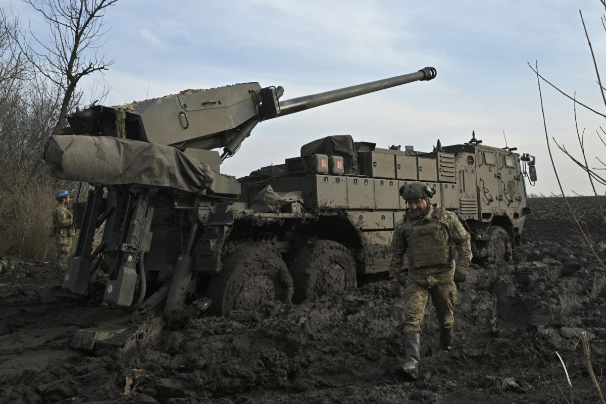 Украина может получить в 2 раза больше снарядов по программе Чехии: Bloomberg узнал про 1,5 миллиона