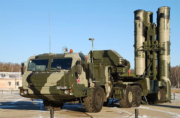 В Крыму опять появилось новое вооружение от РФ: оккупанты стянули в АРК 8 ракетных систем С-400 "Триумф"