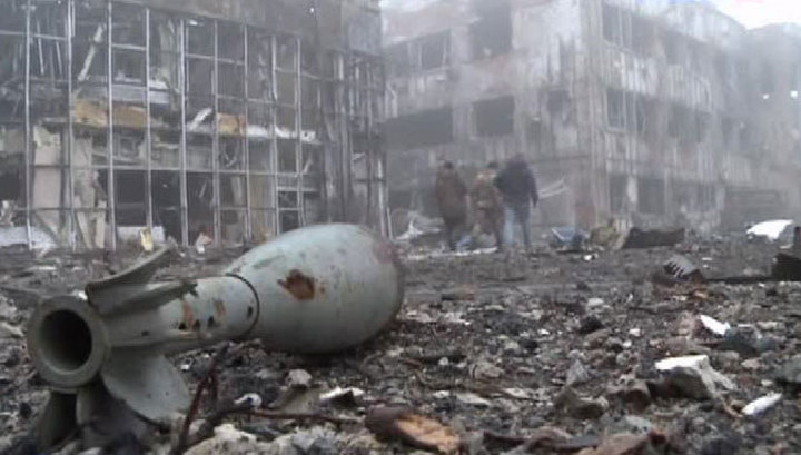 Боевики концентрируют военную технику в районе донецкого аэропорта, - «ИС»