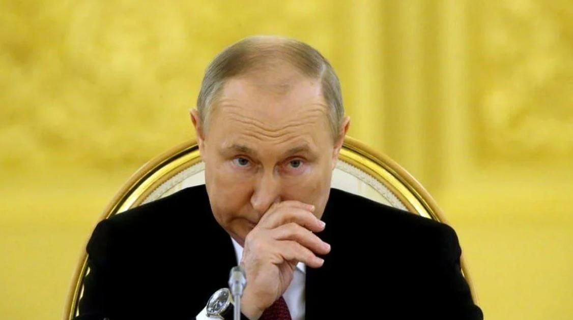 Путин окончательно отказался ехать в ЮАР, где ему грозит арест, – Bloomberg