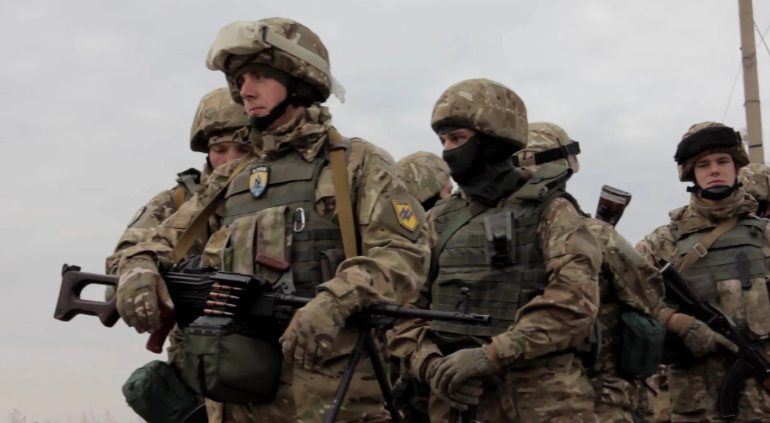 На Донбассе "Азов" триумфально вернулся на передовую: бойцы мощно расправились с боевиками "ДНР" 