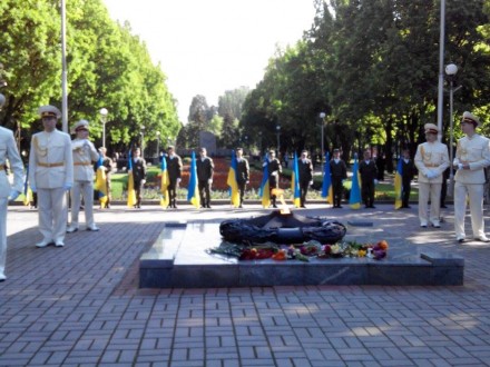 Старт провокаций в Запорожье:  День Победы начался