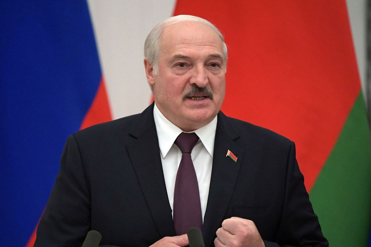 ​Беларусь вводит эмбарго для "недружественных" стран
