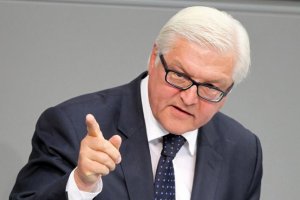 ЕС может вести санкции против ополченцев ДНР и ЛНР - Штайнмайер