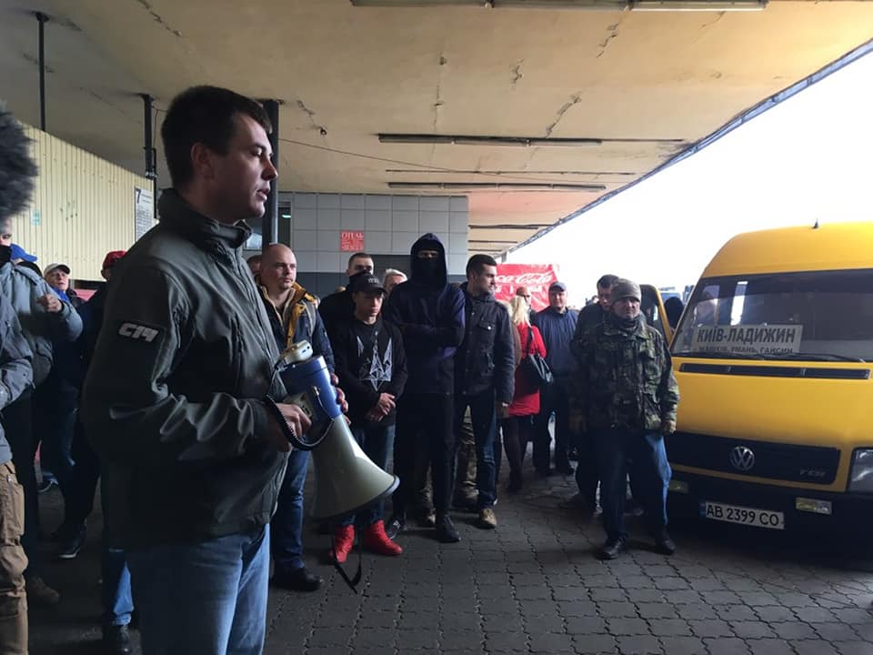 Участники АТО вместе с активистами устроили переполох в Киеве: стало известно, чего требовали ветераны, – кадры