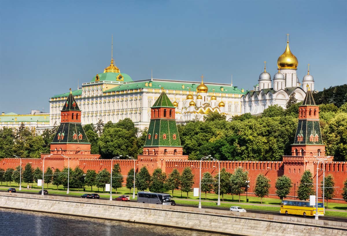 Грозящий Кремль: Москва пообещала зеркальный ответ на введенные сегодня Киевом санкции  