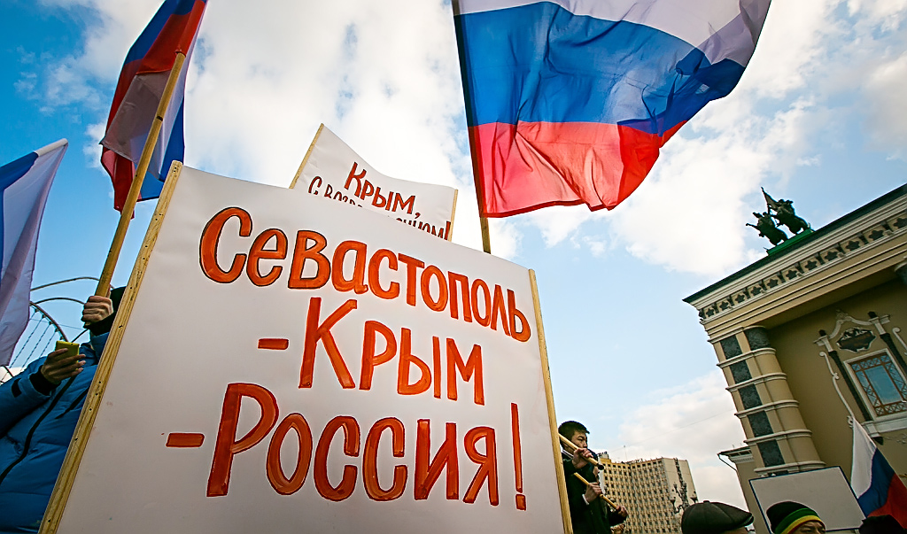 Семенченко: Крым не вернется назад в Украину