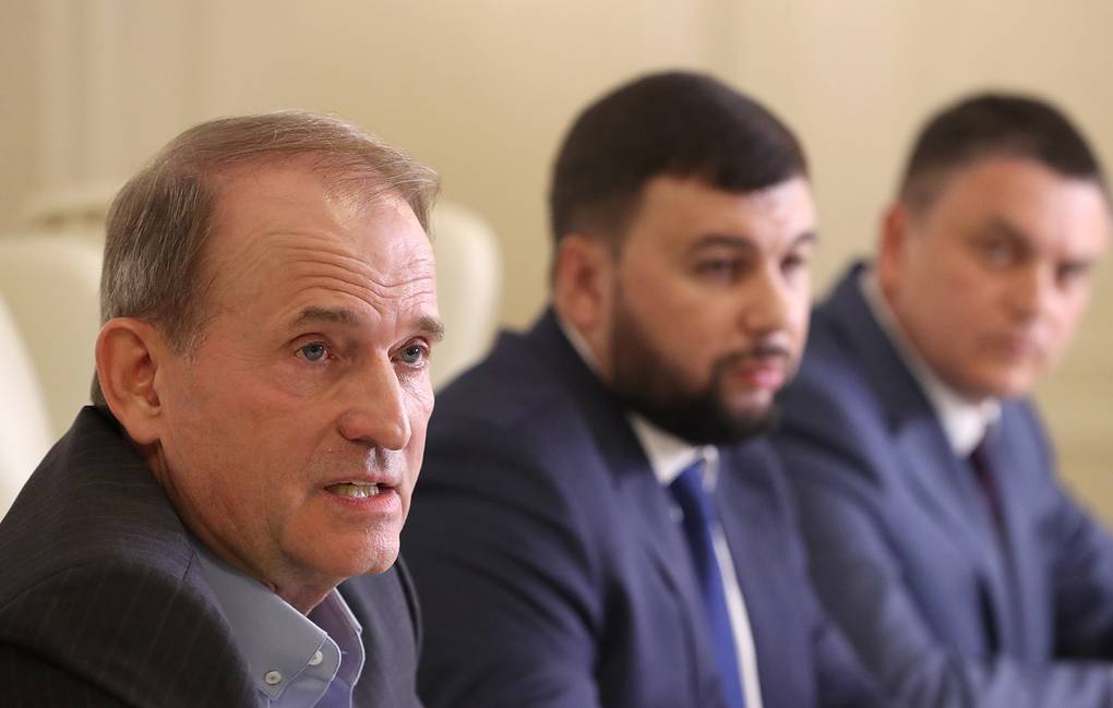 Медведчук встречался с боевиками на Донбассе, появилось видео: ситуация в Донецке и Луганске в хронике онлайн