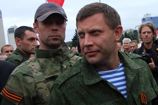 ​Глава ДНР Захарченко: мой отец живет на территории Украины